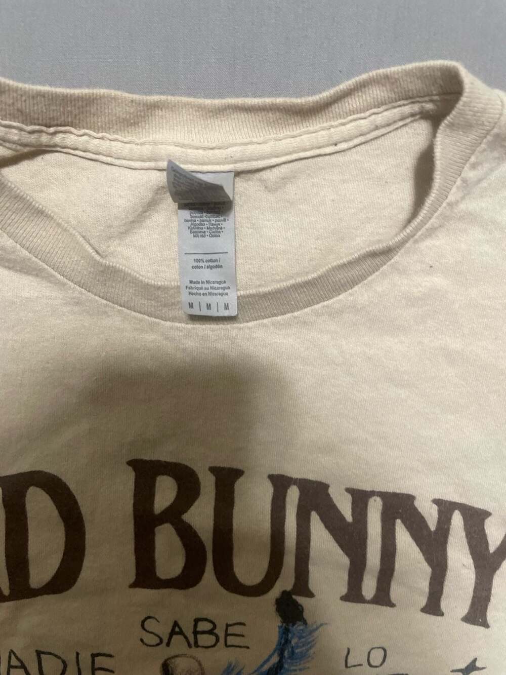 Bad Bunny Most Wanted Tour 2024 Concert Merch T-Shirt Cream Beige Size Medium - Picture 2 of 6